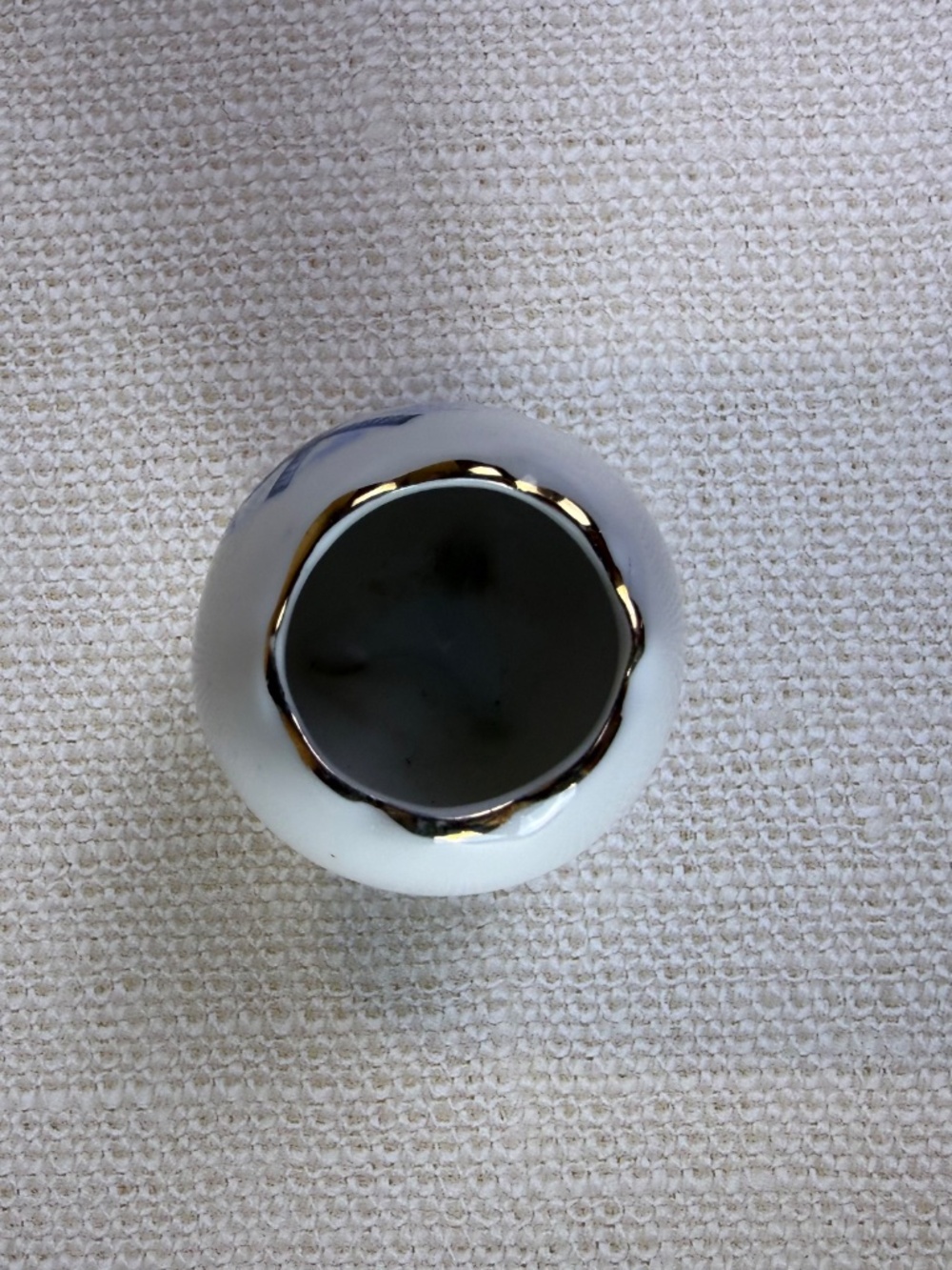 Crown West Porcelain Mini Vase Blue White Windmill Gold Trim Made in Japan - Picture 4 of 6
